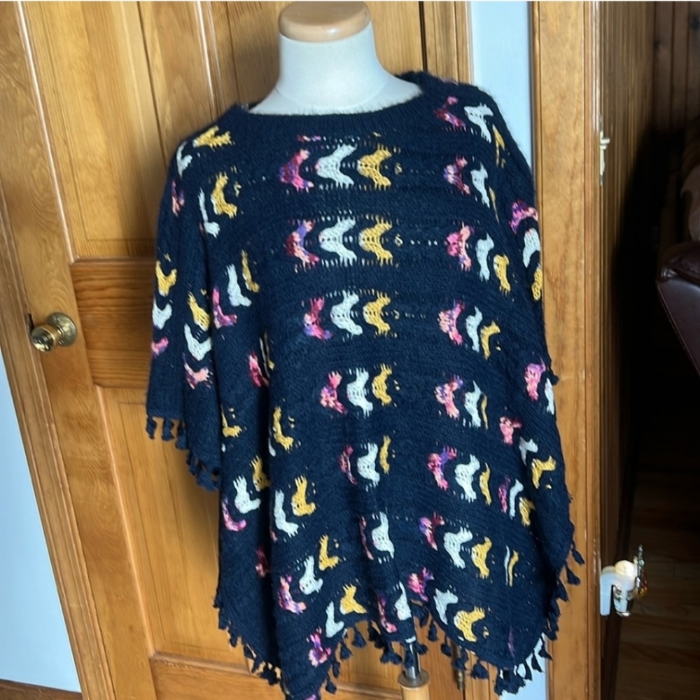 Gee Gee Poncho
